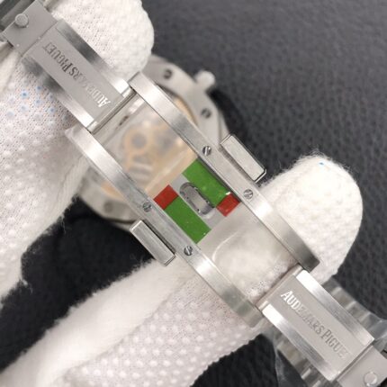 AUDEMARS PIGUET-ZF15202