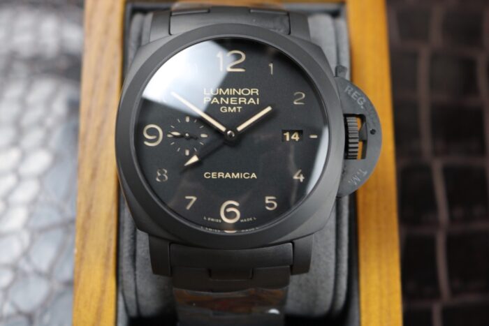 PANERAI-Pam438
