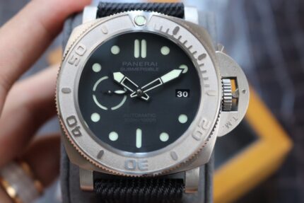 PANERAI-Pam984