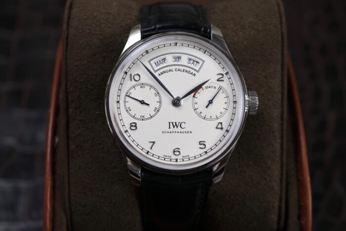 lWC-Portuguese Perpetual Calendar