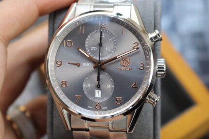 TAG HEUER