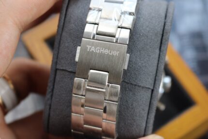 TAG HEUER