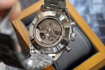 TAG HEUER