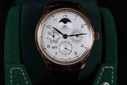 lWC-Portuguese Perpetual Calendar